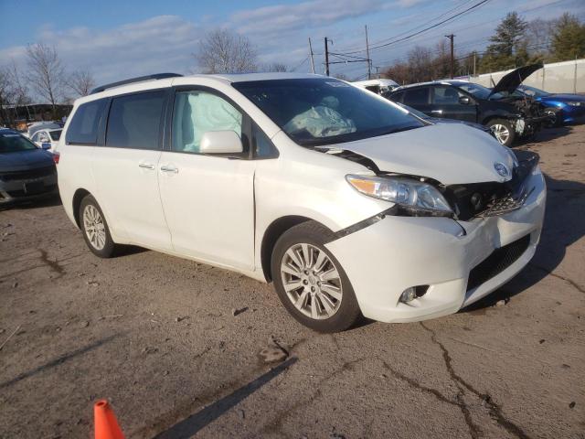 Photo 4 from auction – 2015 TOYOTA SIENNA XLE with VIN 5TDDK3DC6FS110316