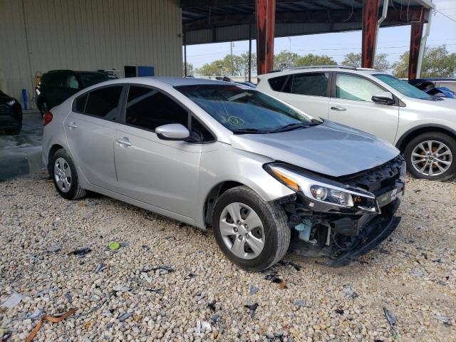 Photo 4 from auction – 2017 KIA FORTE LX with VIN 3KPFK4A71HE080158