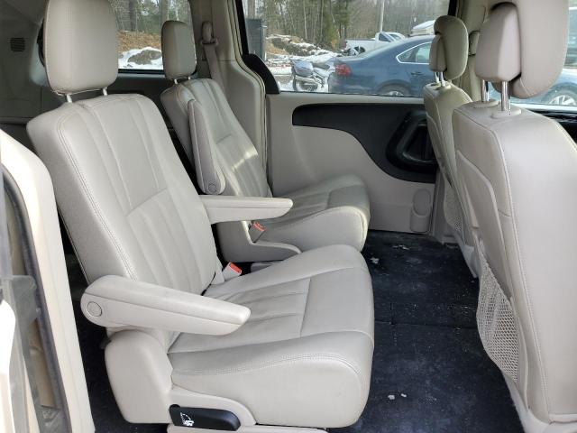 Photo 11 from auction – 2013 CHRYSLER TOWN & COU with VIN 2C4RC1BG7DR631502