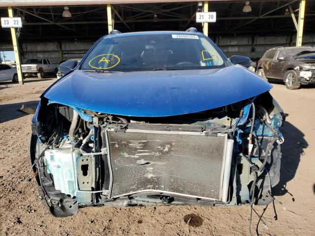 Photo 5 from auction – 2017 TOYOTA RAV4 LE with VIN 2T3BFREV2HW614071