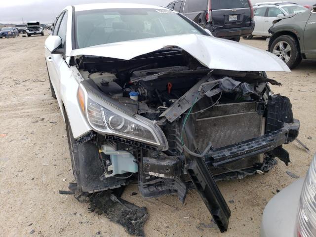 Photo 5 from auction – 2017 HYUNDAI SONATA SE with VIN 5NPE24AF1HH492689
