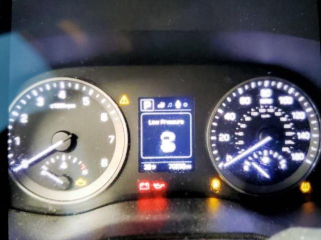 Photo 9 from auction – 2018 HYUNDAI TUCSON SEL with VIN KM8J3CA41JU643168