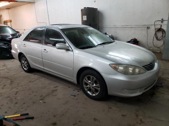 Photo 4 from auction – 2006 TOYOTA CAMRY LE with VIN 4T1BE32K76U742919