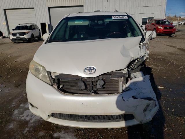 Photo 5 from auction – 2011 TOYOTA SIENNA XLE with VIN 5TDYK3DC2BS004716
