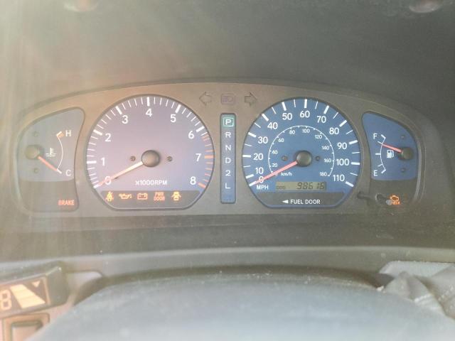 Photo 9 from auction – 2002 TOYOTA SIENNA LE with VIN 4T3ZF13C12U472997