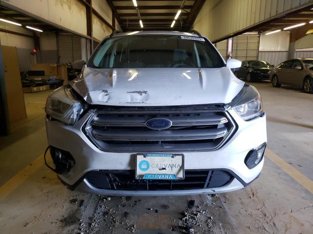 Photo 5 from auction – 2017 FORD ESCAPE SE with VIN 1FMCU9GD4HUC03827