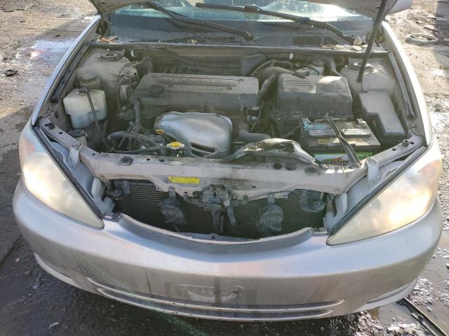 Photo 11 from auction – 2003 TOYOTA CAMRY LE with VIN 4T1BE32K33U692144