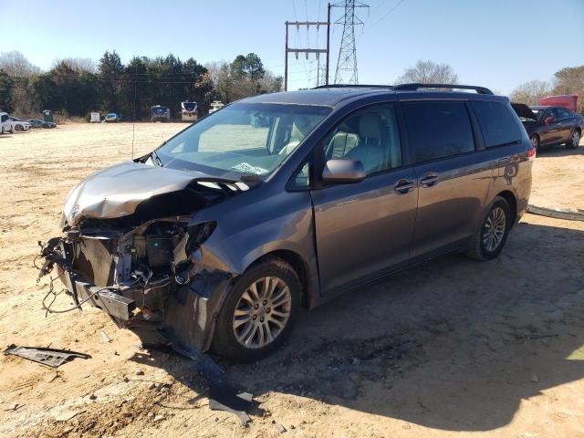 Photo 1 from auction – 2011 TOYOTA SIENNA XLE with VIN 5TDYK3DC9BS148702
