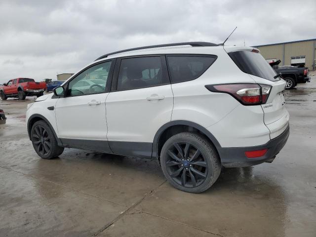 Photo 2 from auction – 2017 FORD ESCAPE SE with VIN 1FMCU9GD8HUE52244
