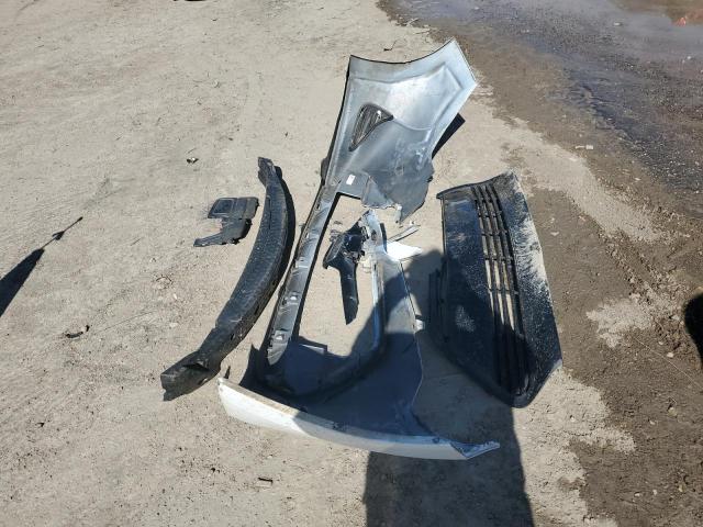 Photo 12 from auction – 2018 TOYOTA COROLLA L with VIN 5YFBURHEXJP751986