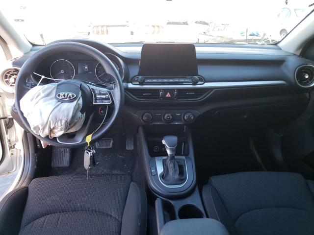 Photo 8 from auction – 2021 KIA FORTE FE with VIN 3KPF24AD4ME406857