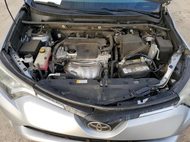 Photo 11 from auction – 2017 TOYOTA RAV4 LE with VIN 2T3ZFREV3HW325232