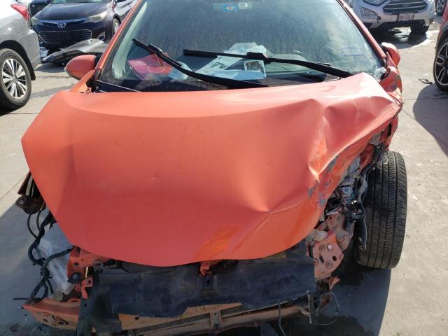 Photo 11 from auction – 2014 TOYOTA PRIUS C with VIN JTDKDTB30E1059329