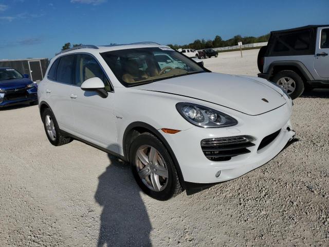 Photo 4 from auction – 2012 PORSCHE CAYENNE S with VIN WP1AE2A20CLA93511