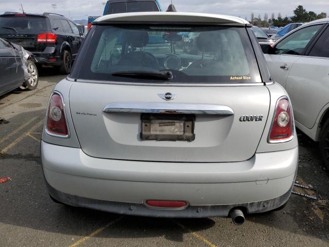 Photo 6 from auction – 2010 MINI COOPER with VIN WMWMF3C52ATZ65044