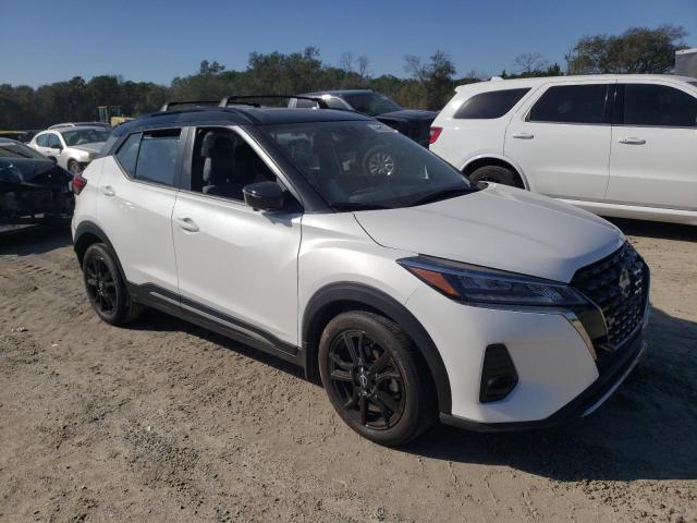 Photo 4 from auction – 2022 NISSAN KICKS SR with VIN 3N1CP5DV7NL475542