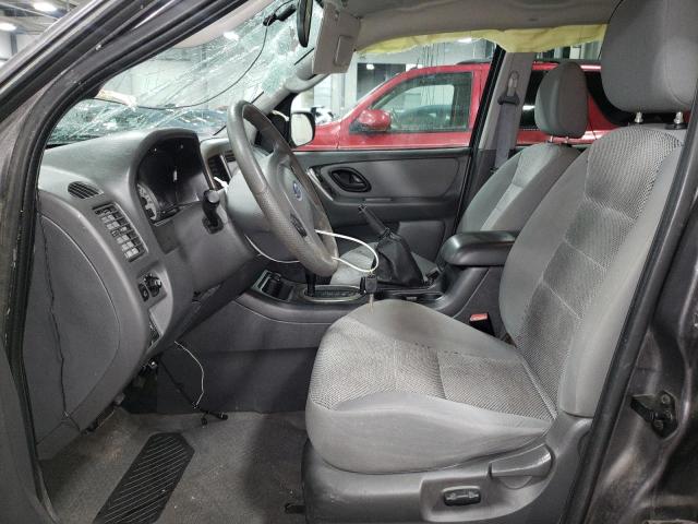 Photo 7 from auction – 2005 FORD ESCAPE XLT with VIN 1FMCU03115KA16978