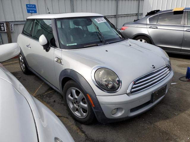 Photo 4 from auction – 2010 MINI COOPER with VIN WMWMF3C52ATZ65044