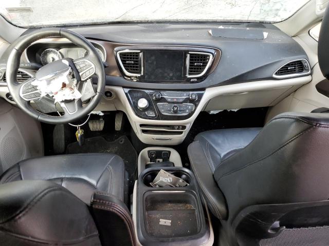 Photo 8 from auction – 2017 CHRYSLER PACIFICA T with VIN 2C4RC1BG5HR670532