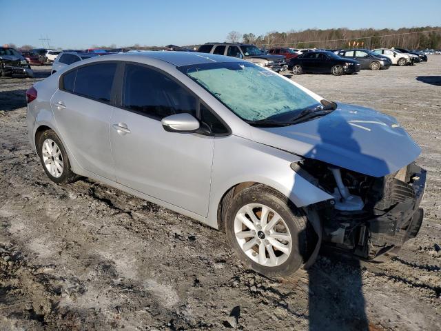 Photo 4 from auction – 2017 KIA FORTE LX with VIN 3KPFL4A7XHE009070