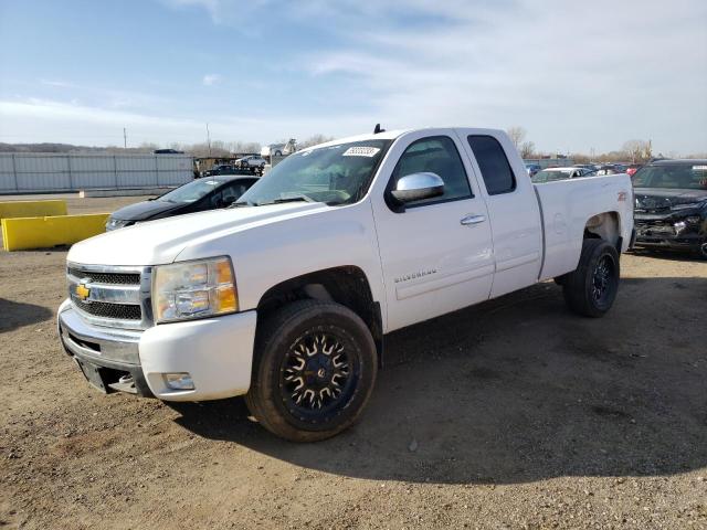 CHEVROLET SILVERADO 2011 with VIN 1GCRKSE32BZ160069 - Photo from auction