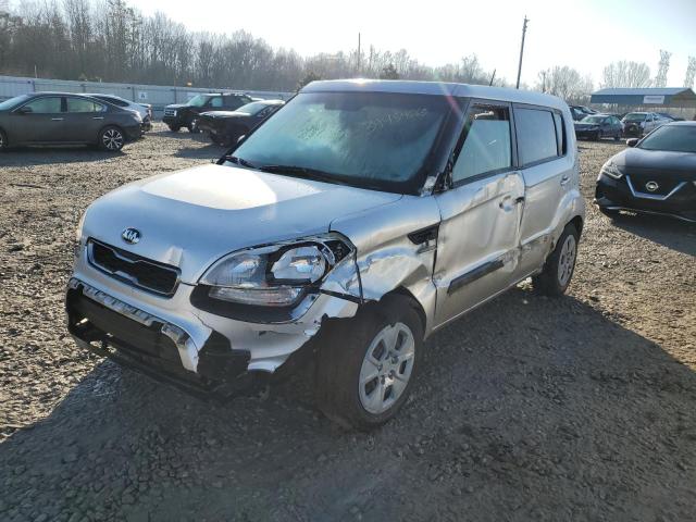 KIA SOUL 2013 with VIN KNDJT2A52D7571018 - Photo from auction
