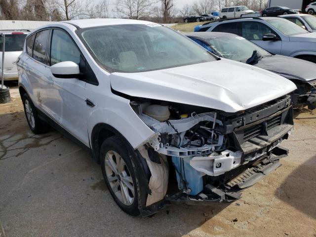 Photo 4 from auction – 2017 FORD ESCAPE SE with VIN 1FMCU0GDXHUE90747