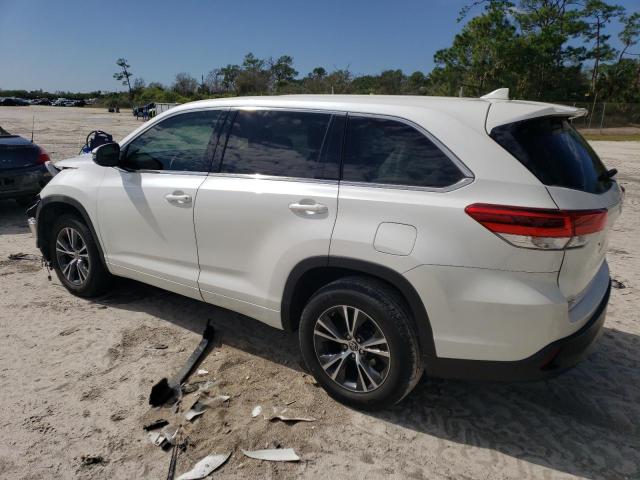 Photo 2 from auction – 2017 TOYOTA HIGHLANDER with VIN 5TDZZRFH5HS209662