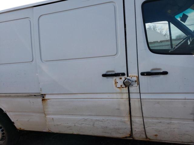 Photo 11 from auction – 2006 DODGE SPRINTER 2 with VIN WD0PD644165919611