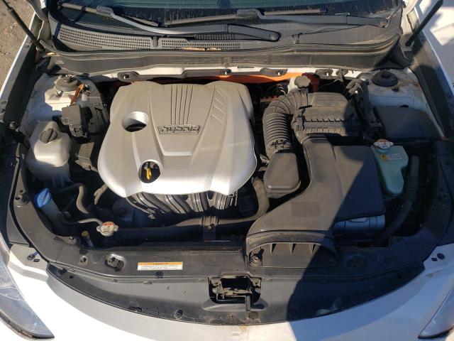 Photo 11 from auction – 2011 HYUNDAI SONATA HYB with VIN KMHEC4A49BA018852