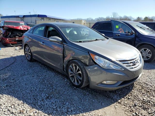 Photo 4 from auction – 2013 HYUNDAI SONATA SE with VIN 5NPEC4AB4DH582021