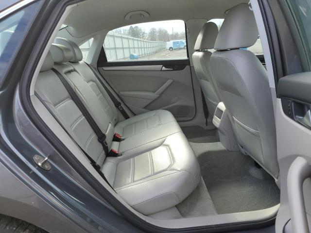Photo 10 from auction – 2015 VOLKSWAGEN PASSAT S with VIN 1VWAT7A35FC122872