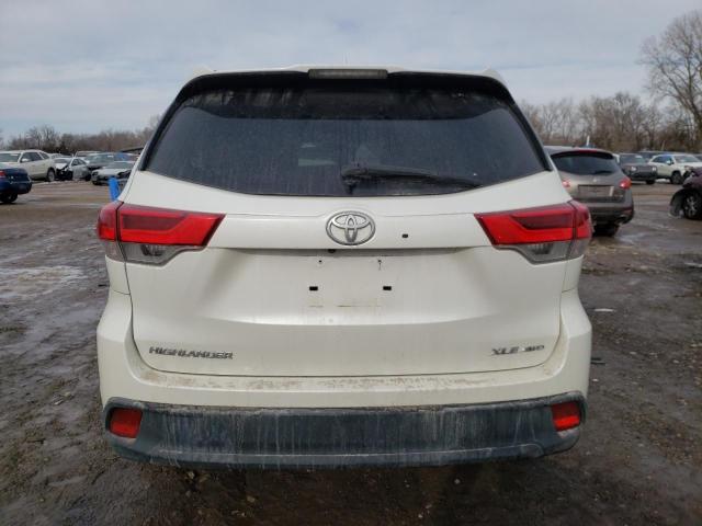 Photo 6 from auction – 2019 TOYOTA HIGHLANDER with VIN 5TDJZRFH1KS612073