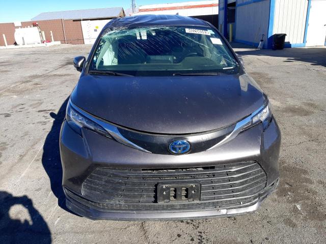 Photo 5 from auction – 2021 TOYOTA SIENNA LE with VIN 5TDKRKEC8MS015166