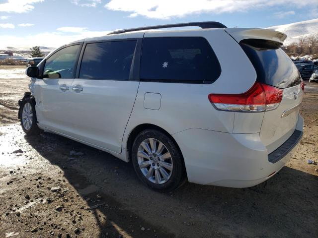 Photo 2 from auction – 2011 TOYOTA SIENNA XLE with VIN 5TDYK3DC2BS004716