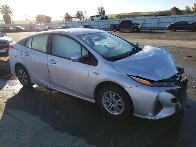 Photo 4 from auction – 2017 TOYOTA PRIUS PRIM with VIN JTDKARFP8H3064781