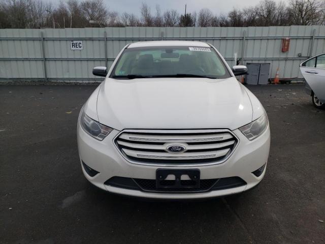 Photo 5 from auction – 2015 FORD TAURUS LIM with VIN 1FAHP2F85FG171839