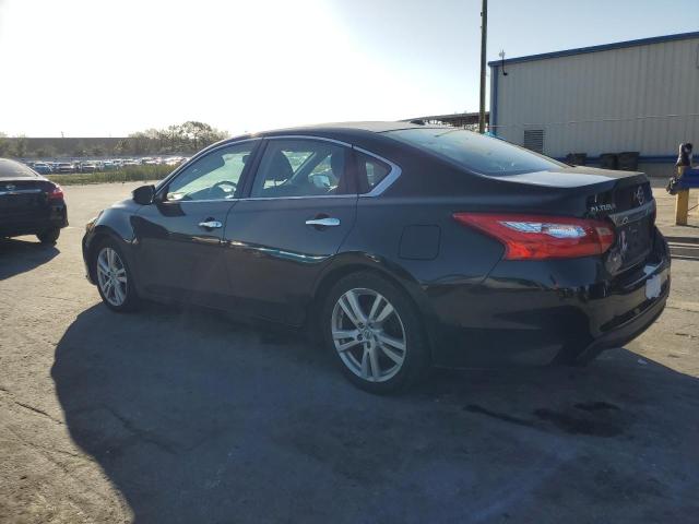 Photo 2 from auction – 2017 NISSAN ALTIMA 3.5 with VIN 1N4BL3APXHC203507