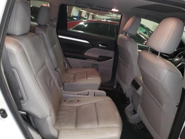 Photo 11 from auction – 2016 TOYOTA HIGHLANDER with VIN 5TDJKRFH2GS284352