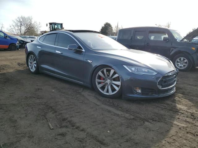 Photo 4 from auction – 2015 TESLA MODEL S 85 with VIN 5YJSA4H26FFP79790
