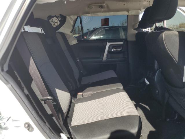 Photo 11 from auction – 2019 TOYOTA 4RUNNER SR with VIN JTEZU5JR2K5195039