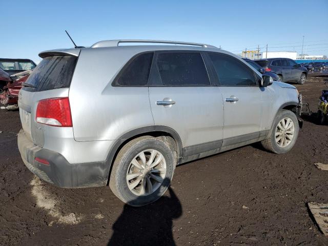 Photo 3 from auction – 2011 KIA SORENTO EX with VIN 5XYKUDA26BG040763