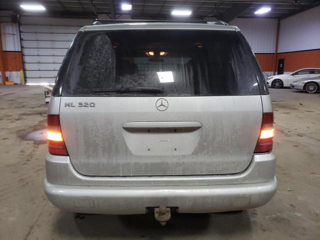 Photo 6 from auction – 2000 MERCEDES-BENZ ML 320 with VIN 4JGAB54E0YA179398