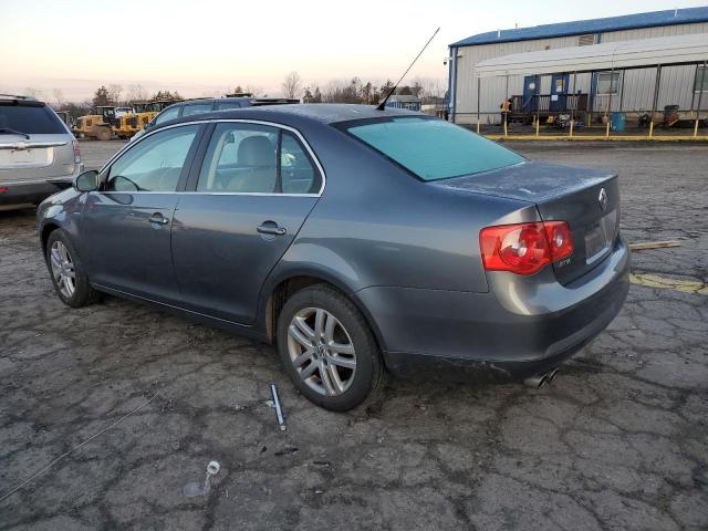 Photo 2 from auction – 2007 VOLKSWAGEN JETTA WOLF with VIN 3VWEF71K87M136958