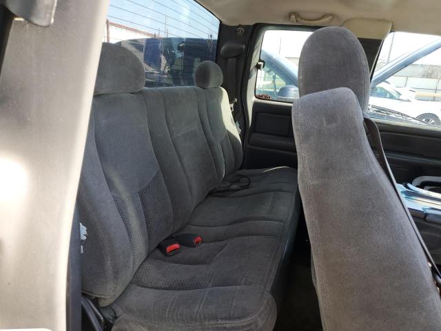Photo 10 from auction – 2004 CHEVROLET SILVERADO with VIN 2GCEC19V241373729