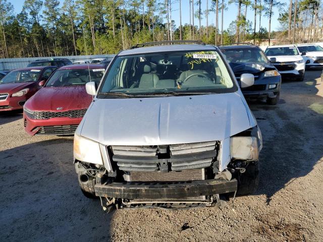 Photo 5 from auction – 2010 DODGE GRAND CARA with VIN 2D4RN5DX2AR128652