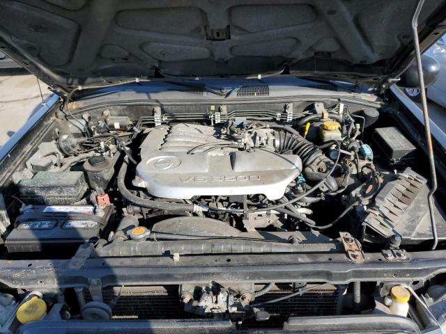 Photo 11 from auction – 2002 NISSAN PATHFINDER with VIN JN8DR09Y52W705784