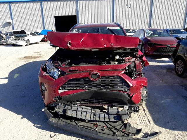 Photo 5 from auction – 2021 TOYOTA RAV4 XLE with VIN JTMW1RFV2MD065591