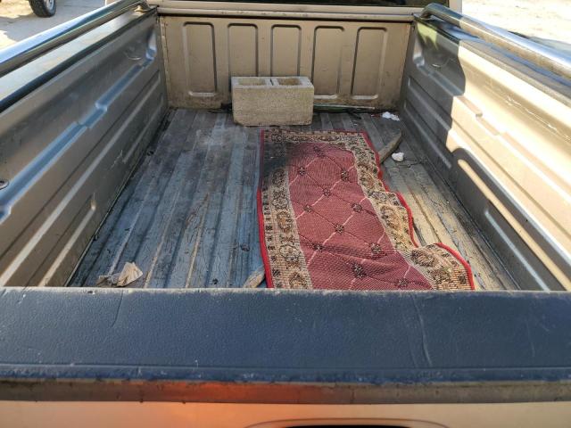 Photo 10 from auction – 2002 CHEVROLET SILVERADO with VIN 1GCEK14T52Z244770