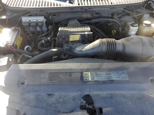 Photo 12 from auction – 2005 FORD EXPEDITION with VIN 1FMPU17545LA84710